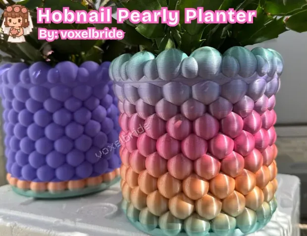 Hobnail bubble-textured planter pot with pearly beads