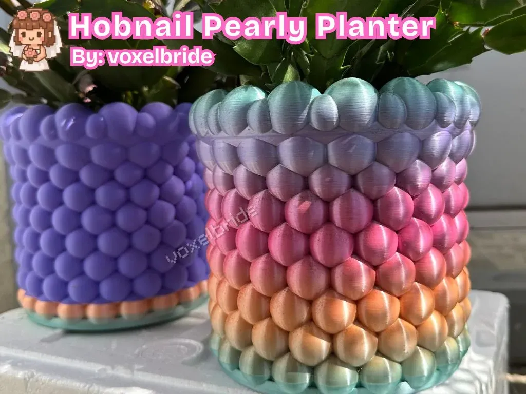 Hobnail bubble-textured planter pot with pearly beads