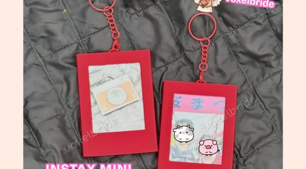 Instax Mini keychain photo frame, 3D printed